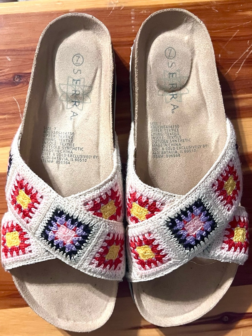 Serra Women's Size 7 Crochet Footbed Sandals in Cream/Multi colorway